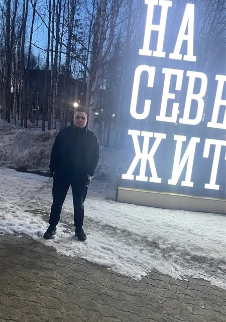 Я Матвей, 21, знакомлюсь для общения в Ковдоре