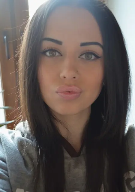 Людмила из Сочи, ищу на сайте знакомства без обязательств