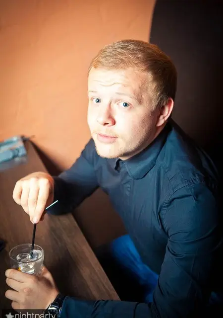 Я Александр, 32, знакомлюсь для вирта в Воронеже