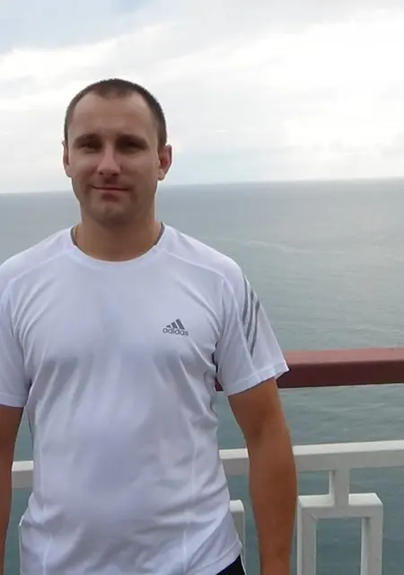 Виктор из Ильского, ищу на сайте знакомства на одну ночь