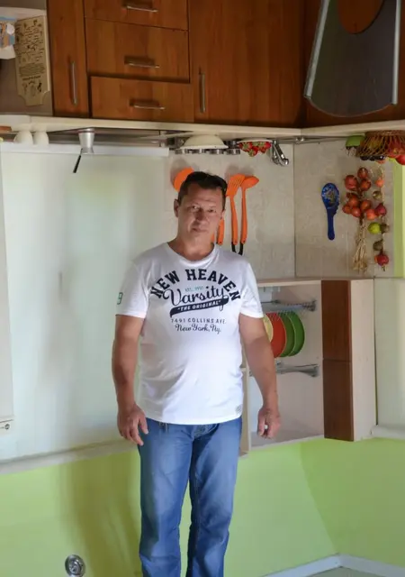 Дима из Нижневартовска, ищу на сайте знакомства без обязательств