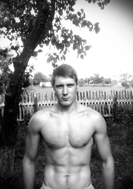 Олег из Луцка, ищу на сайте знакомства на одну ночь