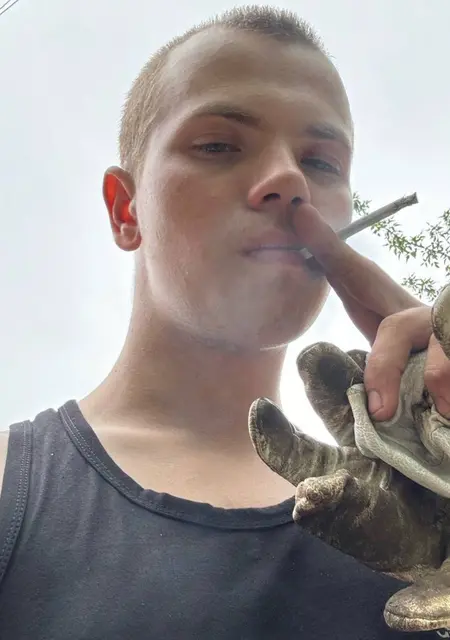 Я Геннадий, 21, знакомлюсь для вирта в Оричах