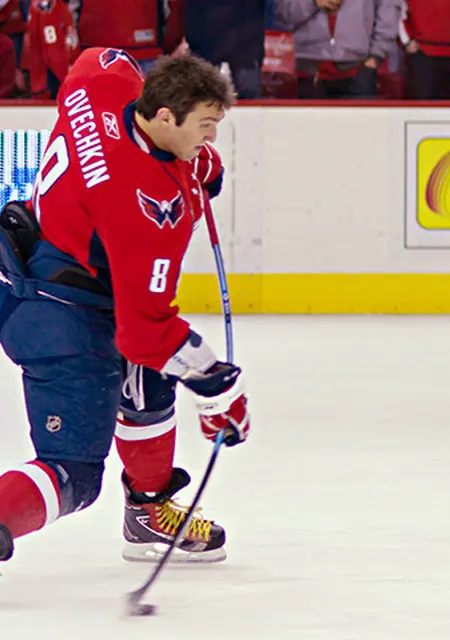 Олег из Омска, мне 55, познакомлюсь без обязательств