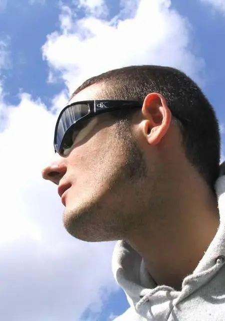 Александр из Звенигорода, ищу на сайте общение