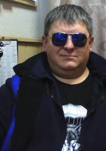 Александр из Кубинки, ищу на сайте знакомства без обязательств