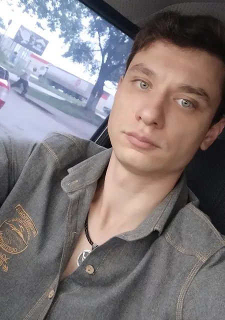 Я Андрей, 30, из Новочеркасска, ищу знакомство для постоянных отношений