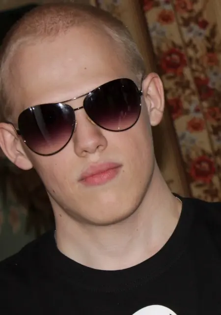 Я Maxx, 35, из Киришей, ищу знакомства без обязательств