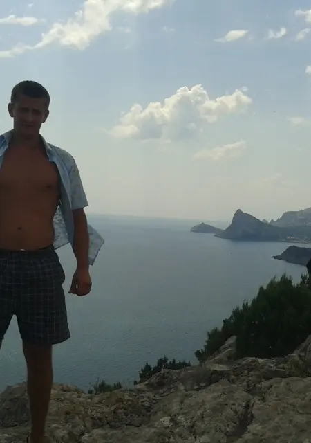 Aleksandr из Звенигорода, ищу на сайте знакомства на одну ночь