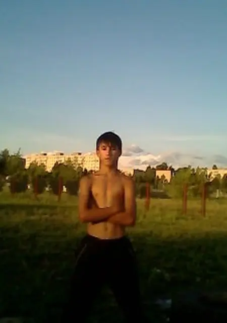 Максим из Чебоксар, мне 30, познакомлюсь для постоянных отношений