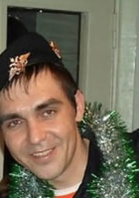 Я Костя, 40, из Серова, ищу знакомство для общения