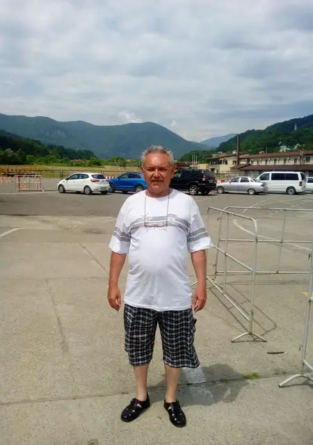 Анатолий из Сочи, ищу на сайте знакомства без обязательств