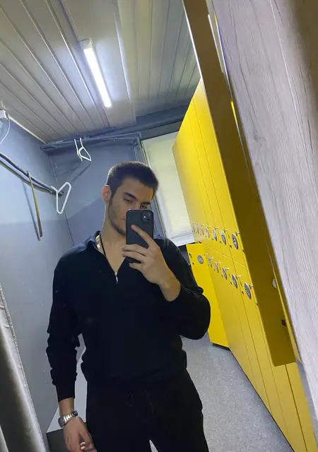 Артём из Ростова-на-Дону, ищу на сайте знакомства на одну ночь