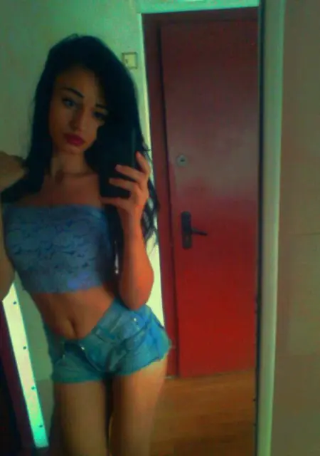 Я Варвара, 29, из Кемерово, ищу знакомства без обязательств