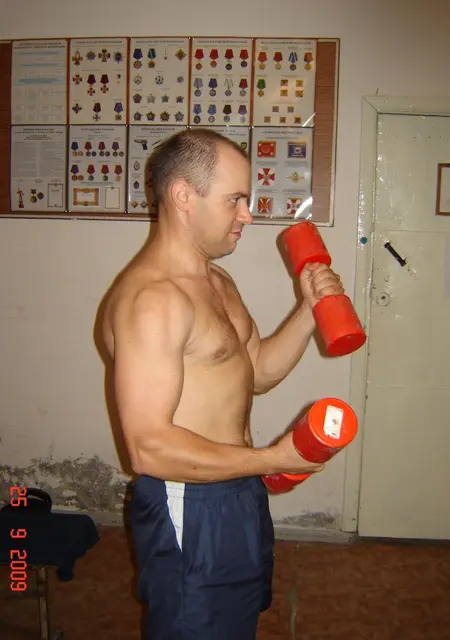 Валерий из Обояни, мне 51, познакомлюсь для вирта