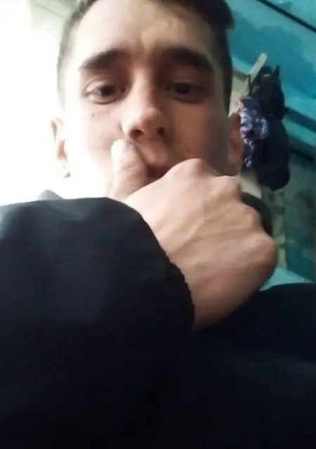 Жека из Завитинска, ищу на сайте знакомства на одну ночь