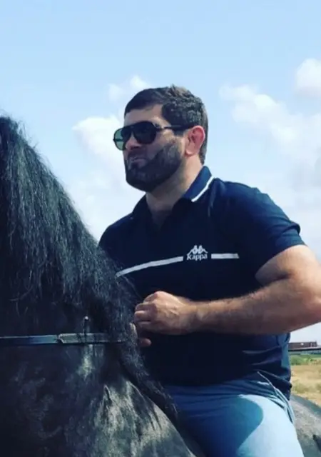 Я Рома, 40, знакомлюсь для совместных путешествий в Москве