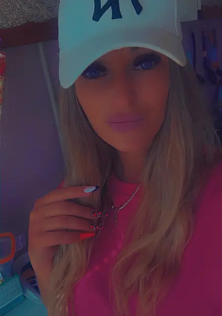 Я Татьяна, 35, из Новомосковска, ищу знакомство для приятного времяпровождения