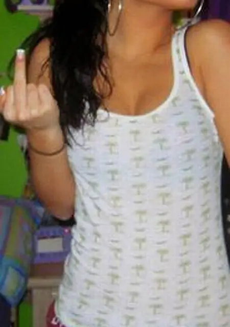 Я Эвелина, 24, из Кичера, ищу знакомство для постоянных отношений