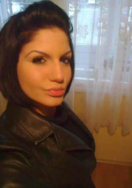 Инна из Семилук, ищу на сайте знакомства на одну ночь