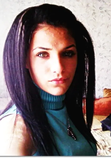 Я Евгения, 20, из Факела, ищу знакомства без обязательств