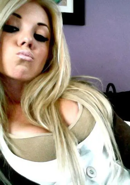 Я Инга, 20, знакомлюсь на одну ночь в Нытве