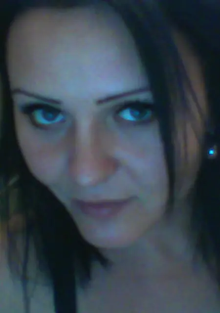 Я Лилия, 26, из Подушкина, ищу знакомство для постоянных отношений