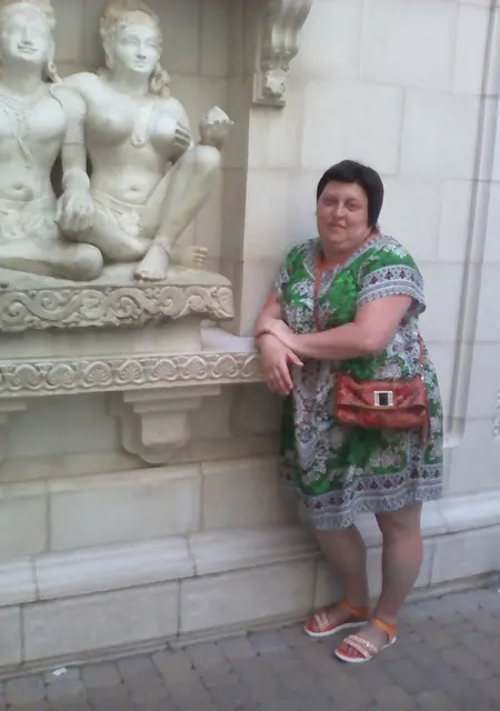 Я Anna, 41, из Пушкина, ищу знакомство