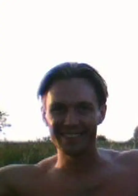 Dim из Челябинска, ищу на сайте знакомства на одну ночь