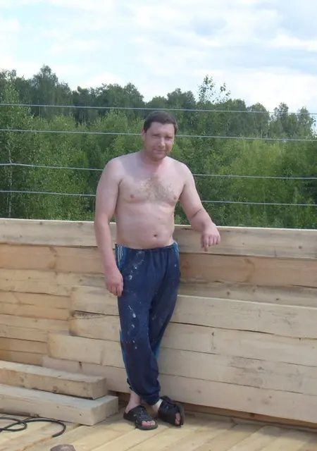 Олег из Твери, мне 51, познакомлюсь на одну ночь