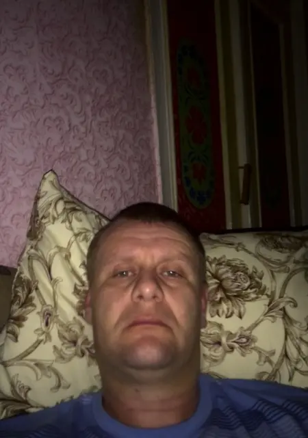 Владимир из Таганрога, ищу на сайте знакомства на одну ночь