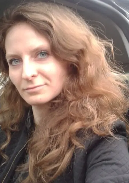 Я Юлия, 25, из Владимира, ищу знакомство для вирта