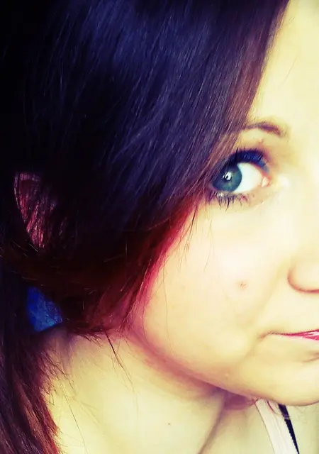 Я Снежана, 20, из Шумерли, ищу знакомство для вирта