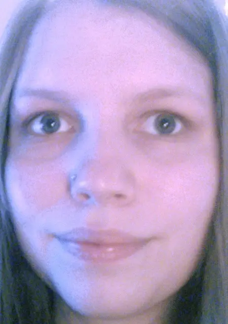 Инна из Слободского, мне 24, познакомлюсь для постоянных отношений