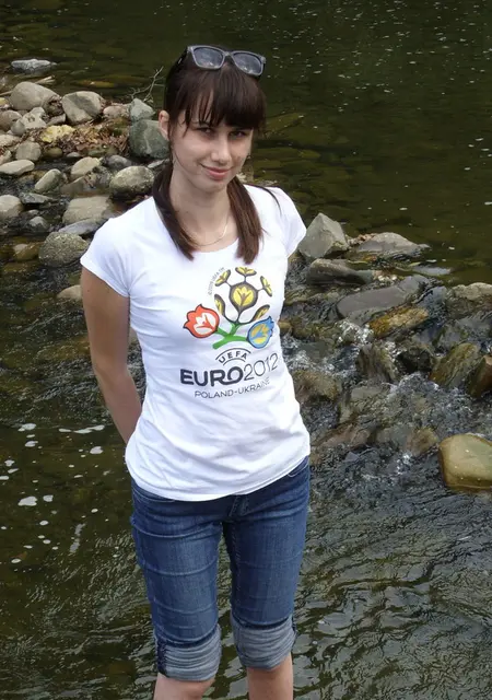 Я Лидия, 24, из Северска, ищу знакомство для общения