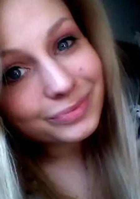 Анжела из Рославля, ищу на сайте общение