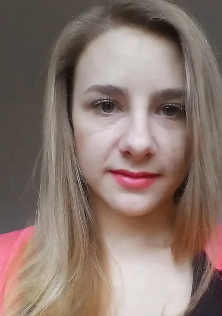 Анна из Слободского, мне 21, познакомлюсь на одну ночь