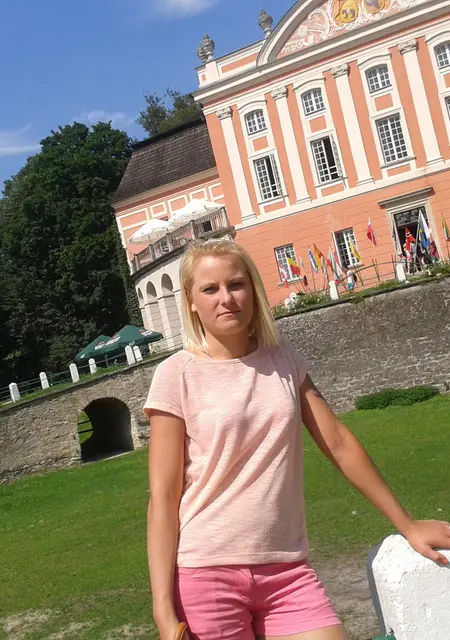 Я Анна, 25, из Адыгейска, ищу знакомство для постоянных отношений