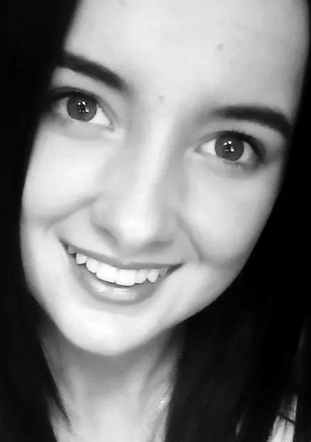 Я Белла, 18, знакомлюсь без обязательств в Тамани