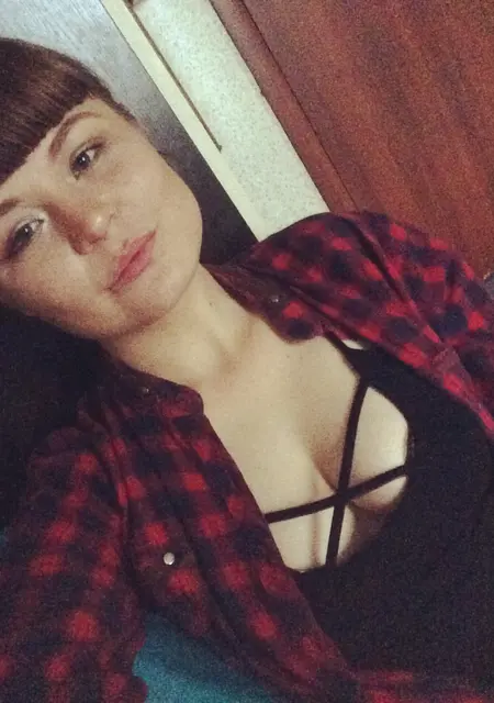 Я Vika, 30, знакомлюсь без обязательств в Волгограде