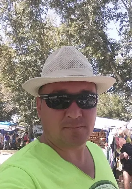 Я Сергей, 55, знакомлюсь для вирта в Омске