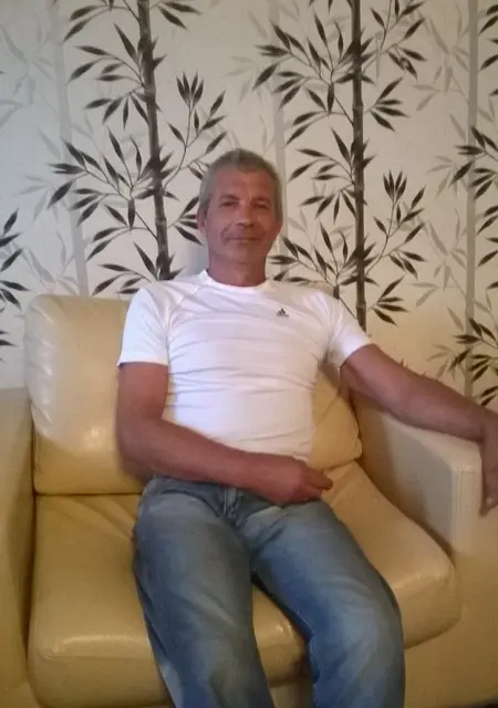 Вадим из Грязей, мне 60, познакомлюсь на одну ночь