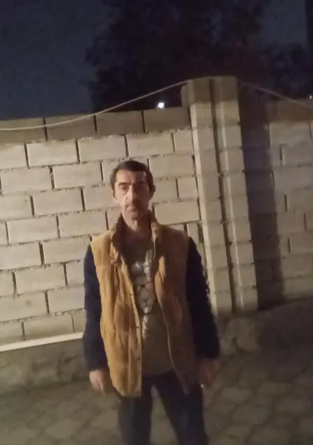 Амир из Нальчика, мне 53, познакомлюсь без обязательств