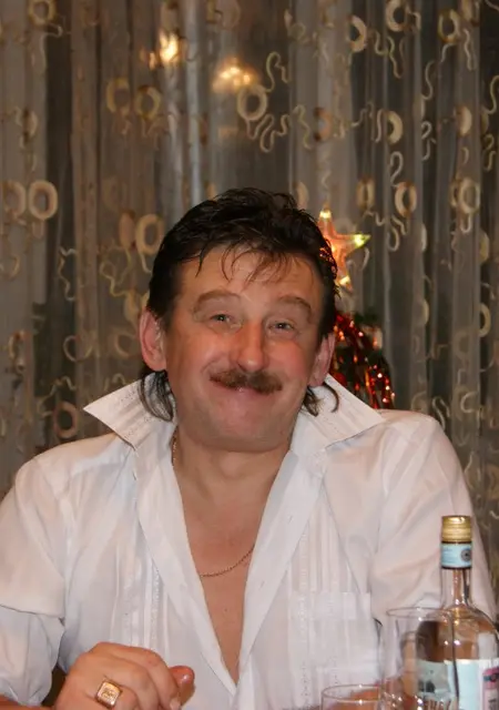 Я Игорь, 65, знакомлюсь без обязательств в Чехове