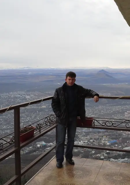 Я Юрий, 47, из Пятигорска, ищу знакомство для дружбы