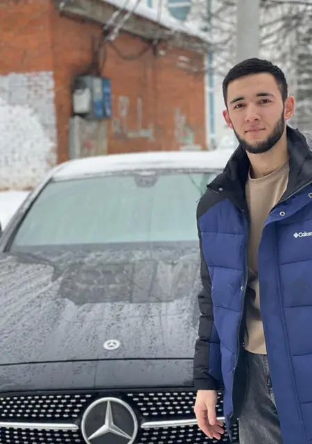 Я Фарид, 19, знакомлюсь для вирта в Москве