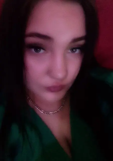 Владка з Донецьк, шукаю на сайті знайомства без зобов'язань