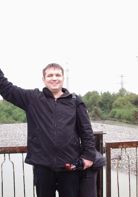 Влад из Долгопрудного, мне 53, познакомлюсь без обязательств