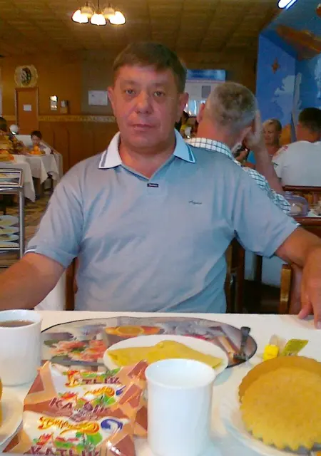 Дамир из Азнакаева, ищу на сайте постоянные отношения