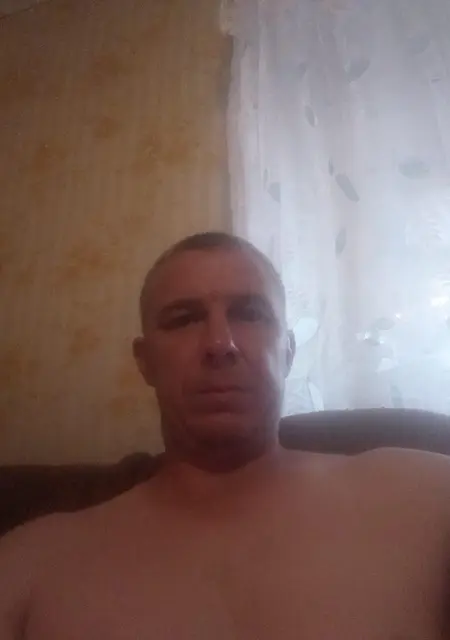 Я Игорь, 37, из Донецка, ищу знакомства без обязательств